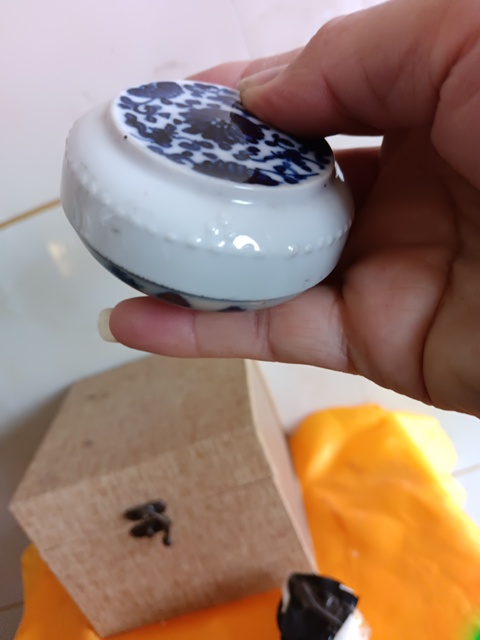 古玩陶瓷清早期青花山水花卉紋印泥盒拍賣，當前價格800元