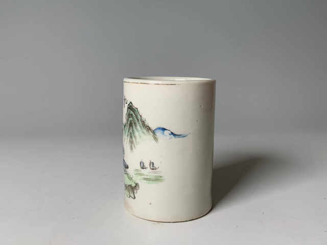 古玩陶瓷民國·淺降彩山水紋筆筒拍賣，當前價格566元