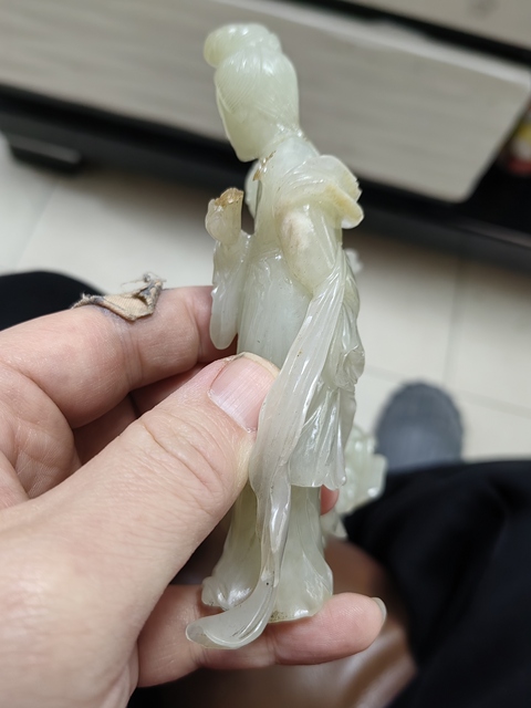 古玩玉器和田玉仕女擺件真品鑒賞圖