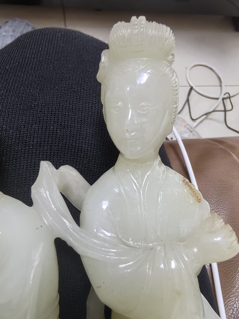 古玩玉器和田玉仕女擺件真品鑒賞圖