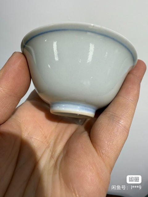 古玩陶瓷青花魚澡紋杯（日本）真品鑒賞圖