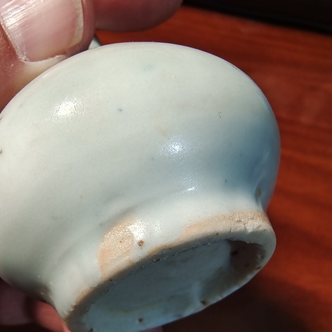 古玩陶瓷白釉瓶真品鑒賞圖