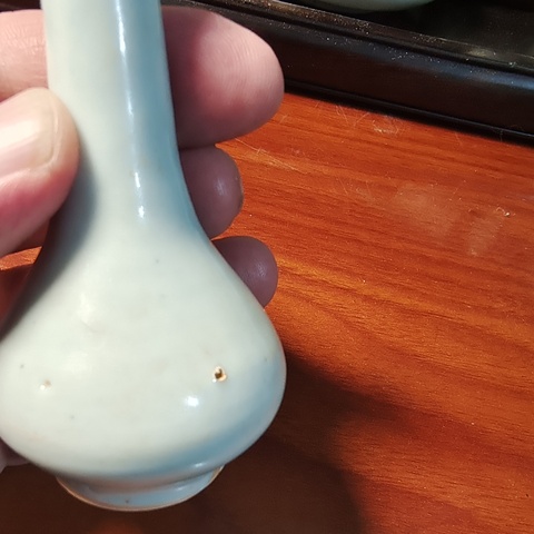 古玩陶瓷白釉瓶真品鑒賞圖