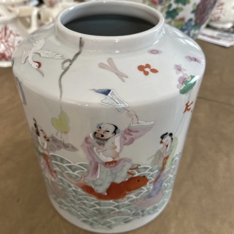 古玩陶瓷八仙圖粉彩罐真品鑒賞圖