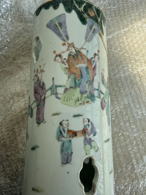 古玩陶瓷人物紋粉彩帽筒真品鑒賞圖