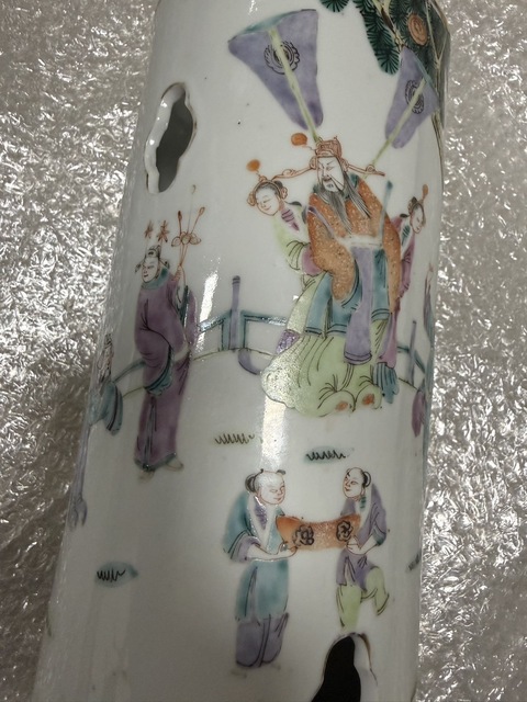 古玩陶瓷人物紋粉彩帽筒真品鑒賞圖