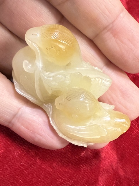 古玩玉器和田雕鴛鴦題材掛件真品鑒賞圖