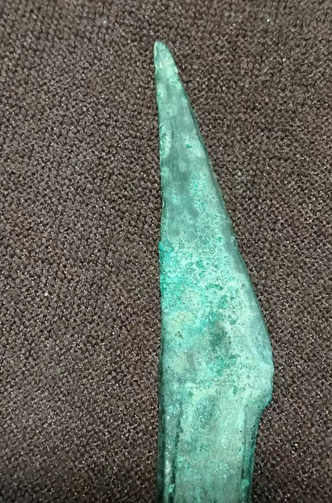 古玩銅器小刀真品鑒賞圖