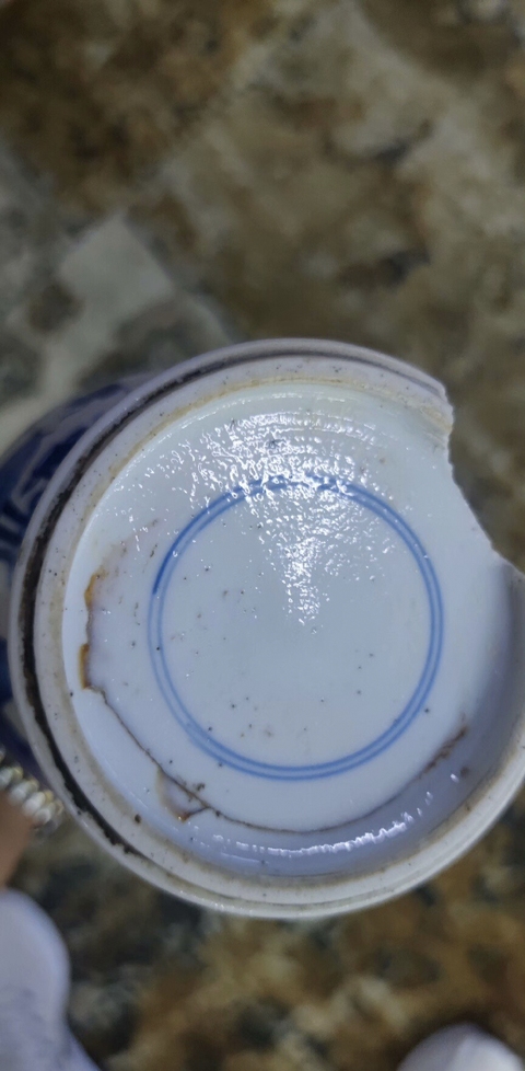 古玩陶瓷康熙青花瓶真品鑒賞圖