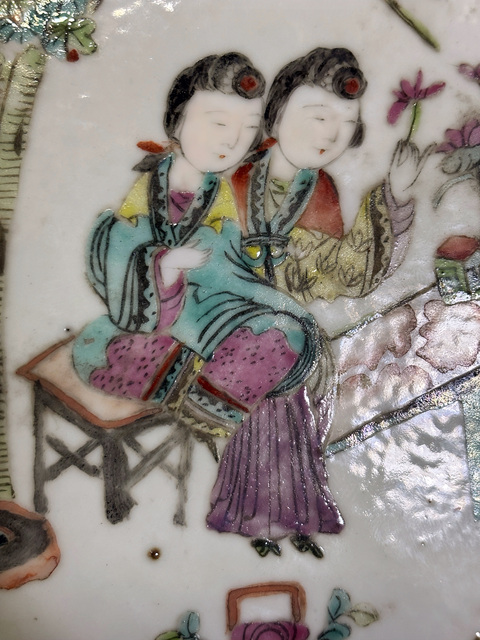 古玩陶瓷粉彩二喬圖瓷板真品鑒賞圖