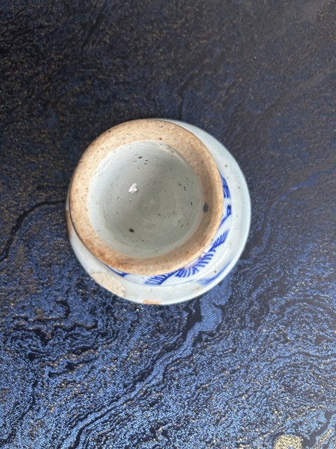 古玩陶瓷青花纏枝花紋高足貢盤真品鑒賞圖