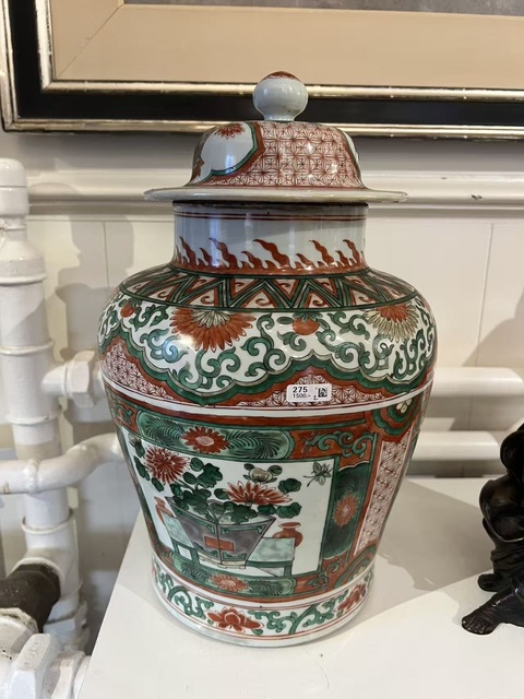 古玩陶瓷清早期 五彩花卉紋將軍罐真品鑒賞圖