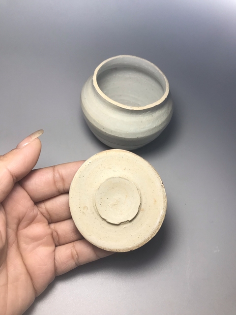 古玩陶瓷青白釉蓋罐真品鑒賞圖