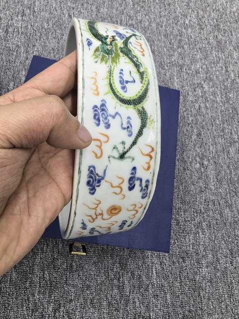 古玩陶瓷粉彩龍紋洗真品鑒賞圖