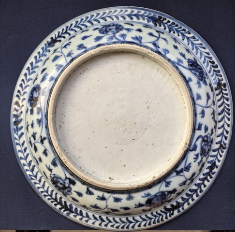 古玩陶瓷麒麟望月青花盤真品鑒賞圖