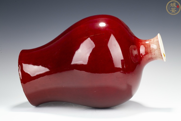 古玩陶瓷民國 郎窯紅釉梅瓶真品鑒賞圖