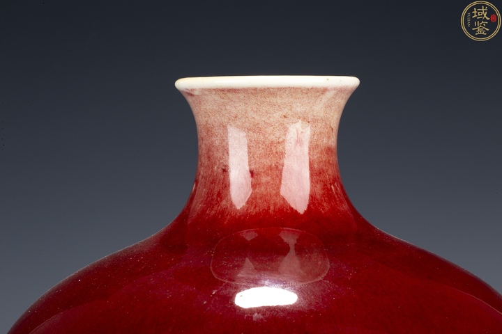 古玩陶瓷民國 郎窯紅釉梅瓶真品鑒賞圖