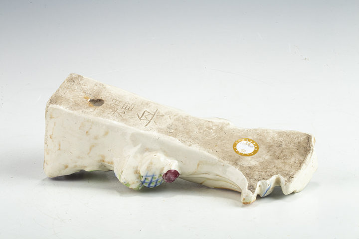 古玩陶瓷民國·粉彩八仙人物塑像壁瓶拍賣，當(dāng)前價格188元