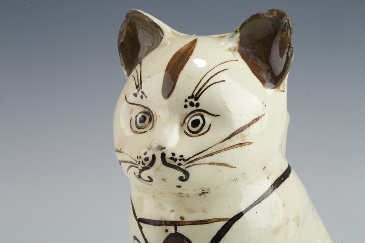 古玩陶瓷清·白釉褐彩貓燭臺
拍賣，當(dāng)前價格0元