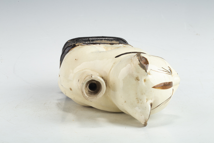 古玩陶瓷清·白釉褐彩貓燭臺
拍賣，當(dāng)前價格0元