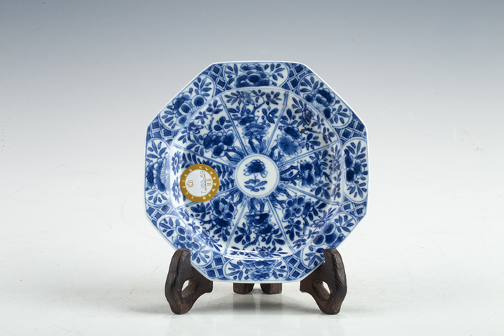 古玩陶瓷清早·青花花卉紋八角盤
拍賣，當(dāng)前價(jià)格0元