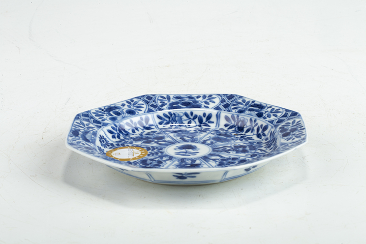 古玩陶瓷清早·青花花卉紋八角盤
拍賣，當(dāng)前價(jià)格0元