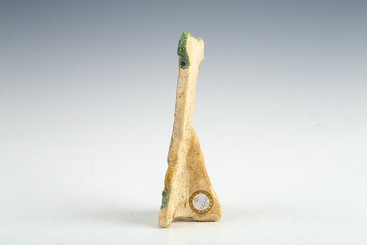 古玩陶瓷明·三彩毛巾架拍賣，當(dāng)前價(jià)格188元