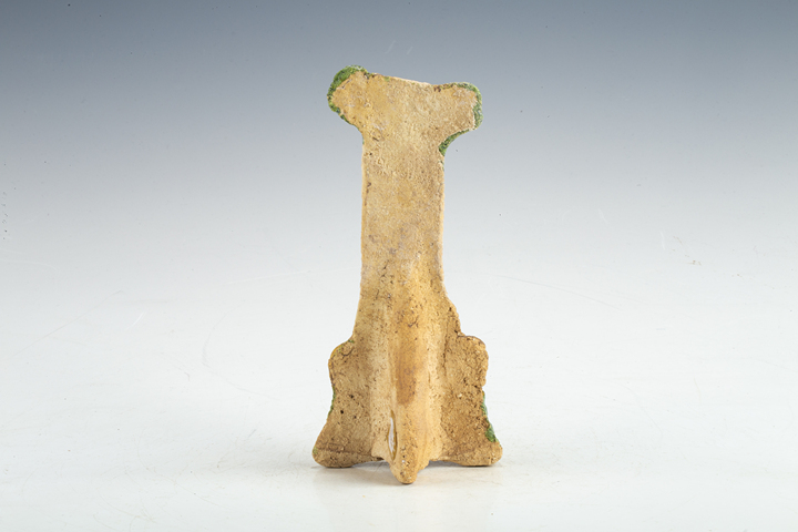 古玩陶瓷明·三彩毛巾架拍賣，當(dāng)前價(jià)格188元