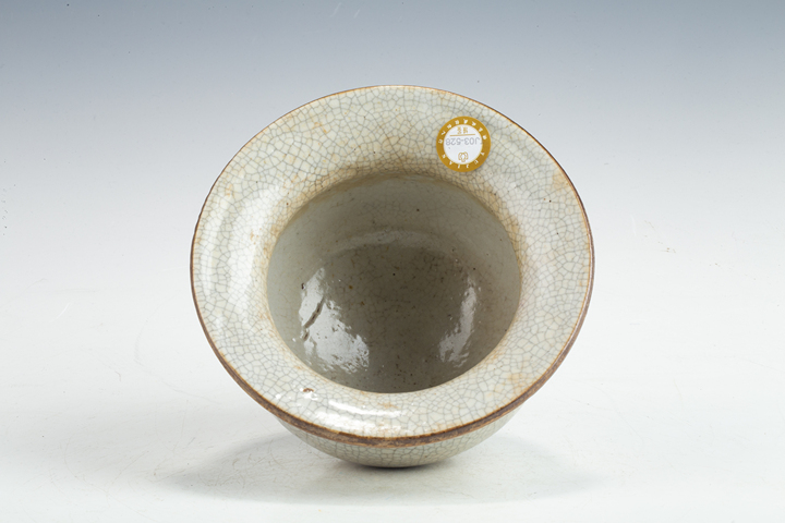 古玩陶瓷清早·哥釉雙耳爐
拍賣，當前價格0元