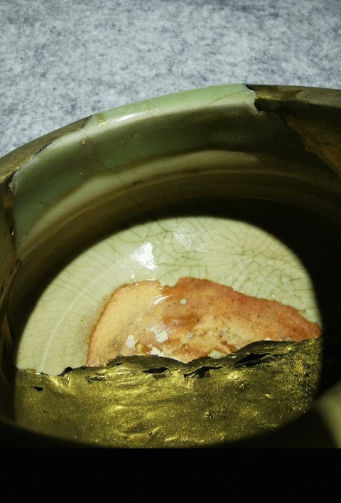 古玩陶瓷龍泉青瓷鬲式爐真品鑒賞圖