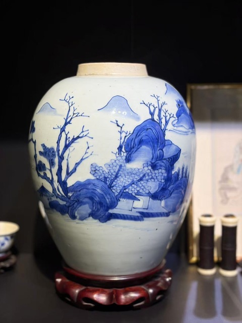 古玩陶瓷青花山水紋罐真品鑒賞圖