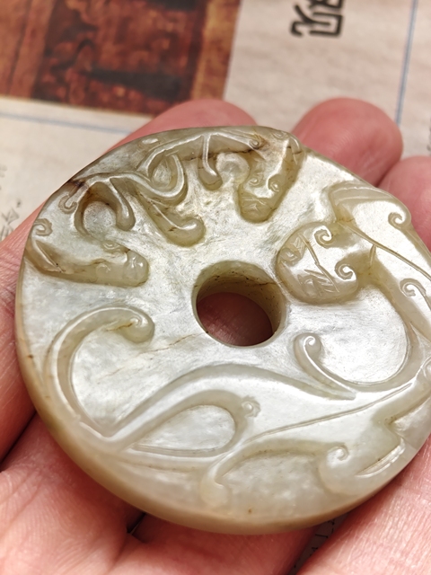 古玩玉器螭龍玉璧真品鑒賞圖