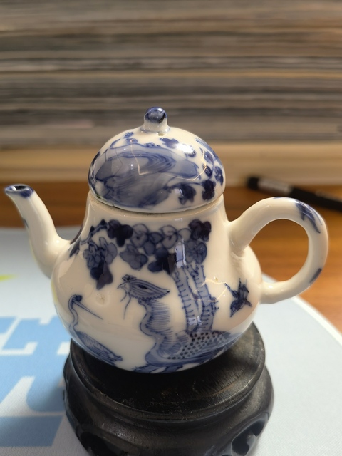 古玩陶瓷青花花鳥小壺真品鑒賞圖