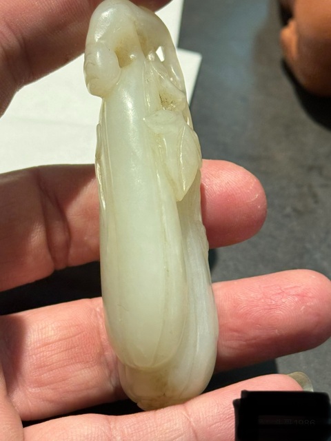 古玩玉器和田玉雕“瓜果墜”真品鑒賞圖