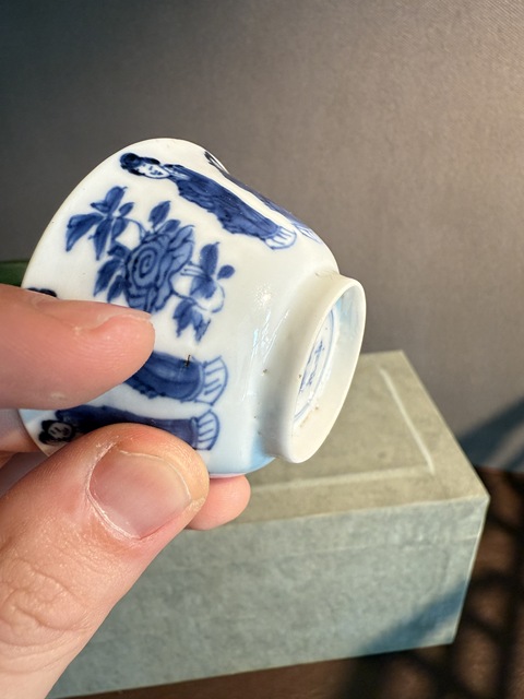 古玩陶瓷青花仕女人物杯真品鑒賞圖