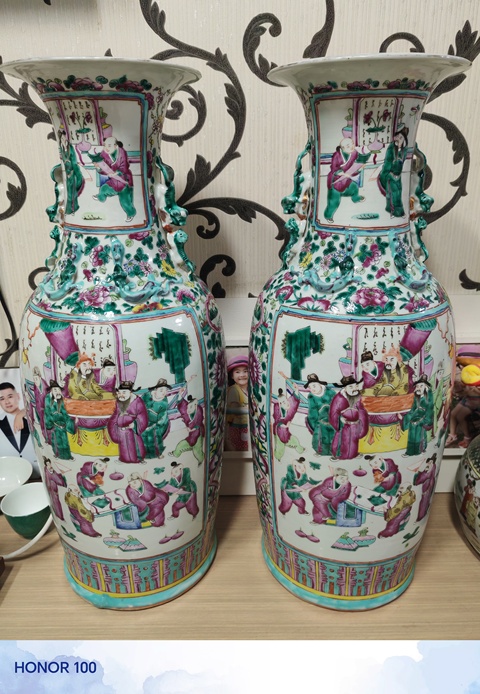 古玩陶瓷人物紋粉彩瓶真品鑒賞圖