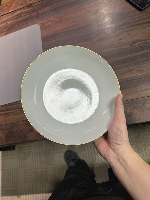 古玩陶瓷白釉臥盤真品鑒賞圖