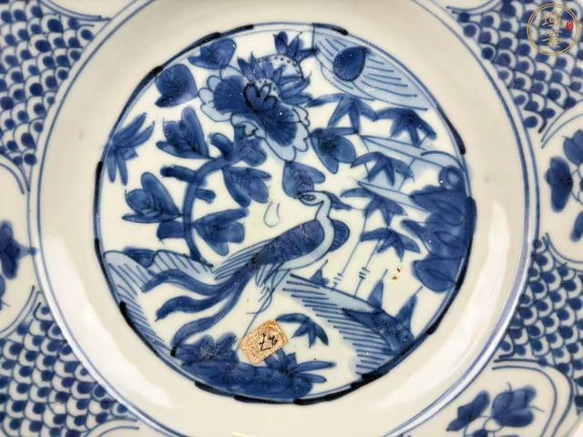 古玩陶瓷明晚期鳳穿牡丹大盤真品鑒賞圖