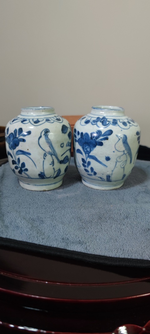 古玩陶瓷青花花鳥紋罐真品鑒賞圖