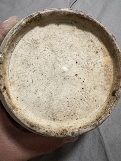 古玩陶瓷青釉刻花牡丹紋筒式香爐真品鑒賞圖