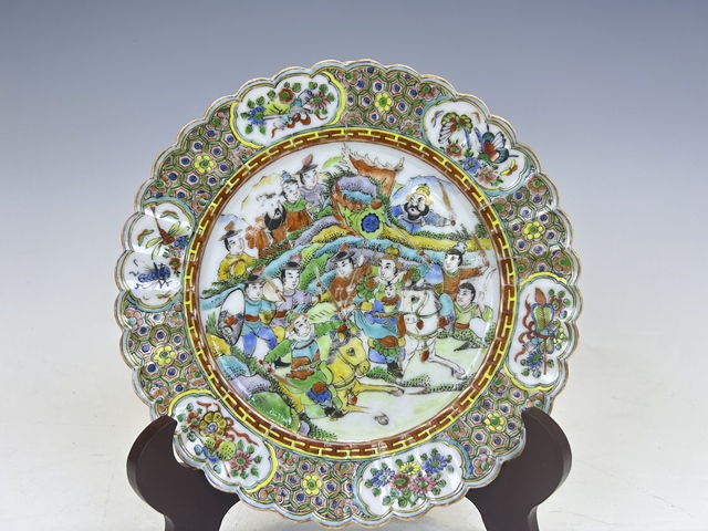 古玩陶瓷咸豐·五彩人物故事盤拍賣，當前價格0元