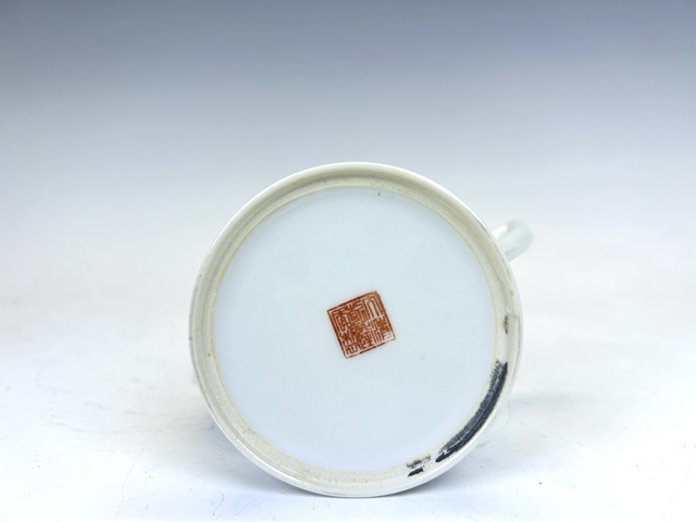 古玩陶瓷民國·粉彩龍鳳紋茶壺拍賣，當(dāng)前價(jià)格0元