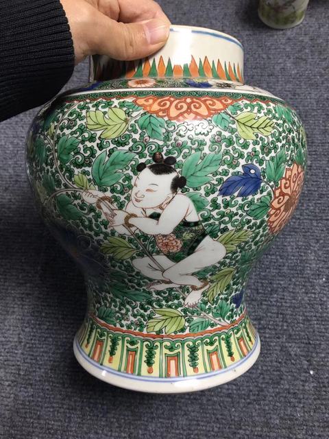 古玩陶瓷纏枝娃娃將軍罐真品鑒賞圖
