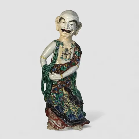 古玩陶瓷五彩羅漢造像真品鑒賞圖