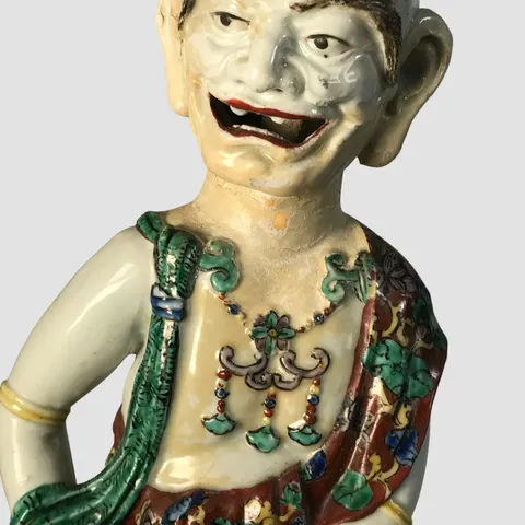 古玩陶瓷五彩羅漢造像真品鑒賞圖