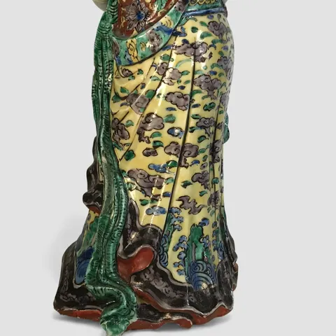 古玩陶瓷五彩羅漢造像真品鑒賞圖