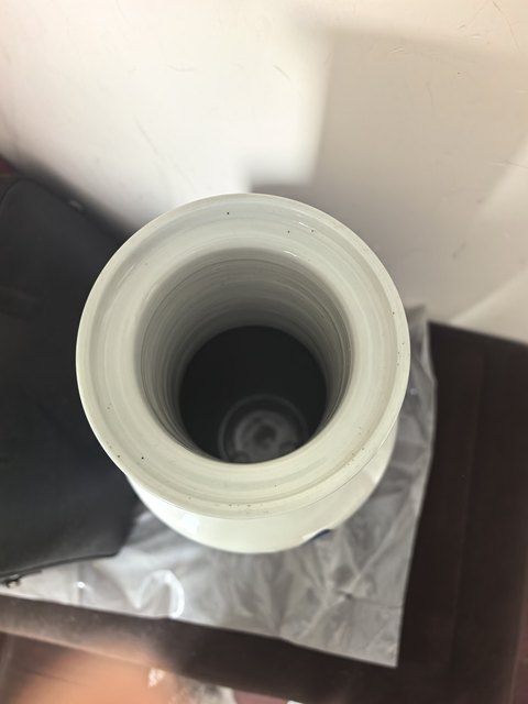 古玩陶瓷康熙青花山水人物棒槌瓶真品鑒賞圖