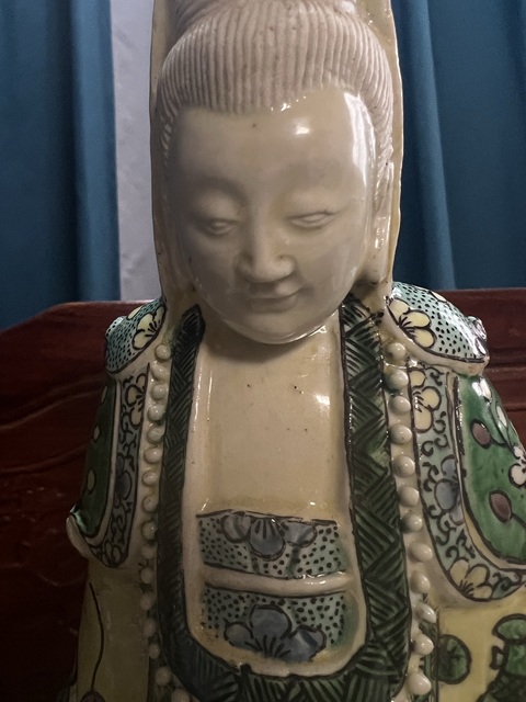 古玩陶瓷康熙素三彩觀音像拍賣，當前價格21800元