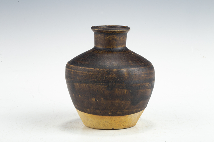 古玩陶瓷明以前·褐釉瓶拍賣(mài)，當(dāng)前價(jià)格2268元