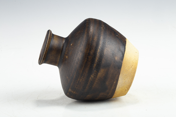 古玩陶瓷明以前·褐釉瓶拍賣(mài)，當(dāng)前價(jià)格2268元